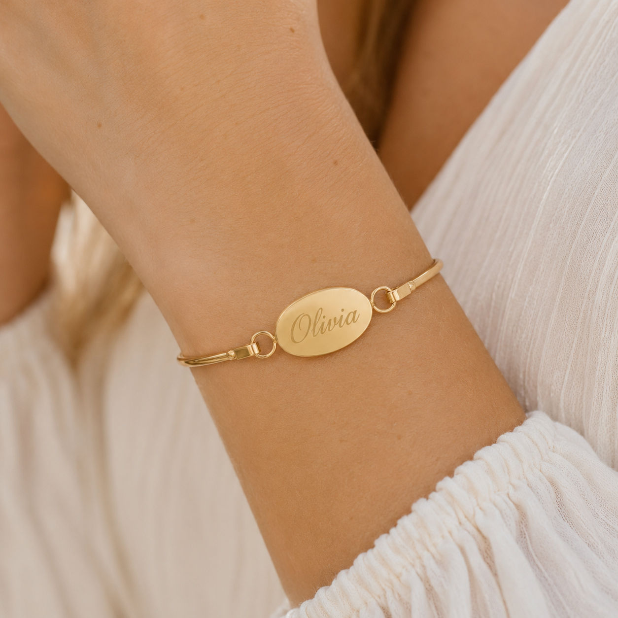 Oval Engravable Bangle