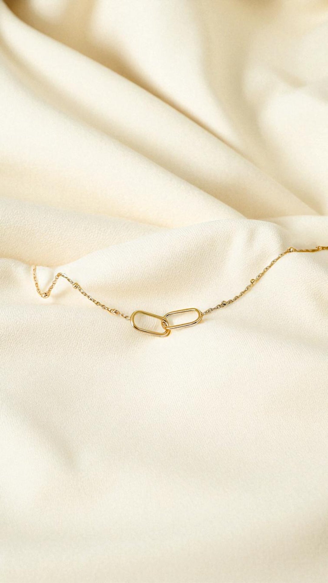 Everlasting Links Necklace